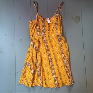 Old Navy Yellow Floral Dress, new with tags!